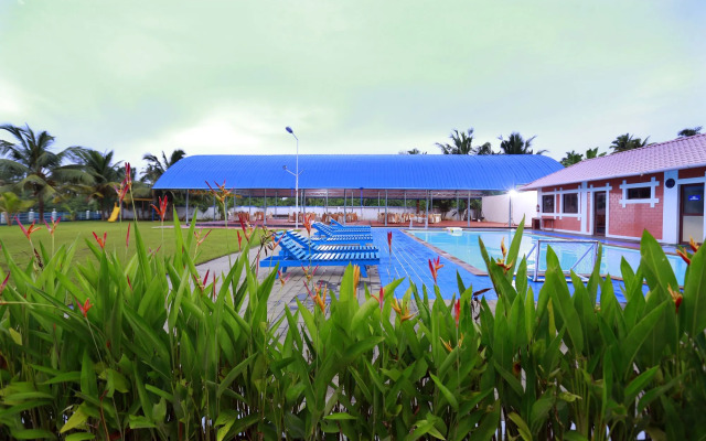 Renai Blue Waters Cherai