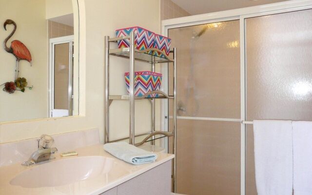 Waterfront Home With Views, Pool and Walk to Beach