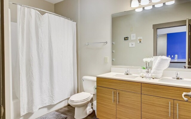 FRONTDESK Cedar Flats Apts Uptown Charlotte