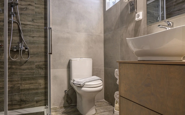 Thalassa Apartments