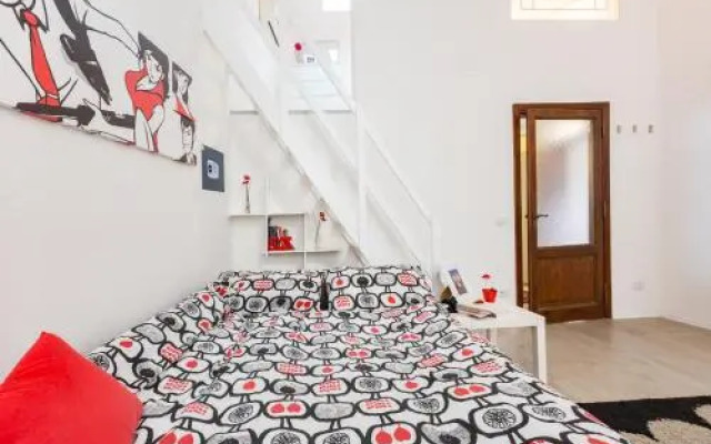 Loft Colosseo entire Apartment for family