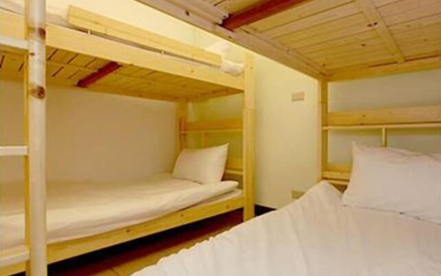 Mr. Red Tea B&B - Hostel