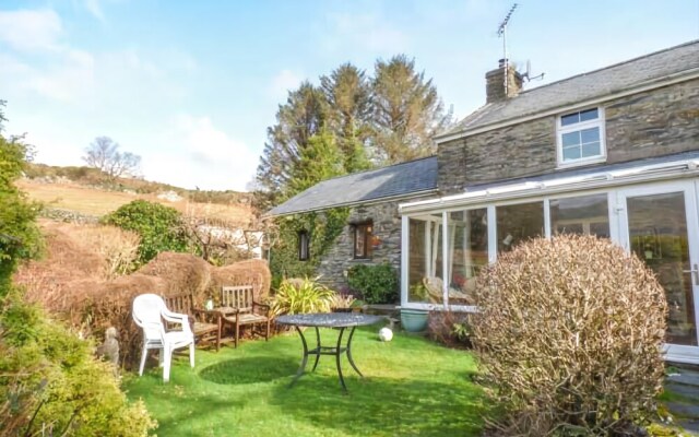 Cwm Caeth Cottage