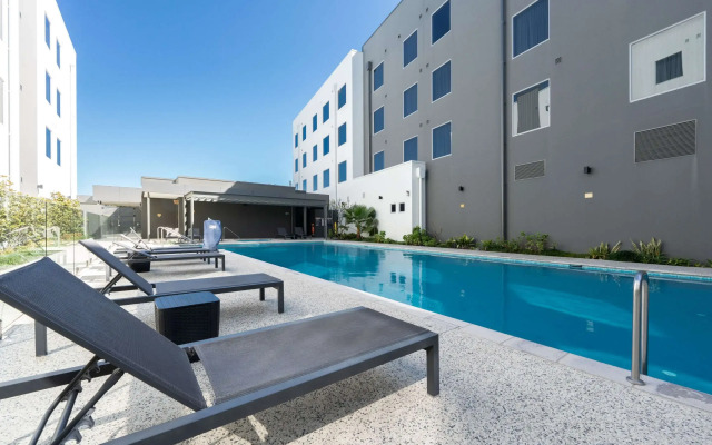 Ingot Hotel