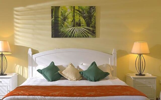 Les Mariannes Wellness Sanctuary-Adults Only