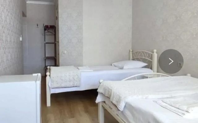 МАРИНА (Адлер)