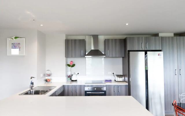 Modern 4 Bedroom Albany Apartment