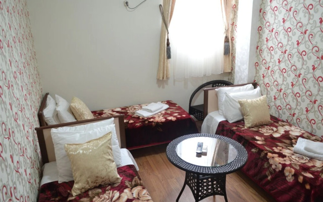 Elite House Hotel
