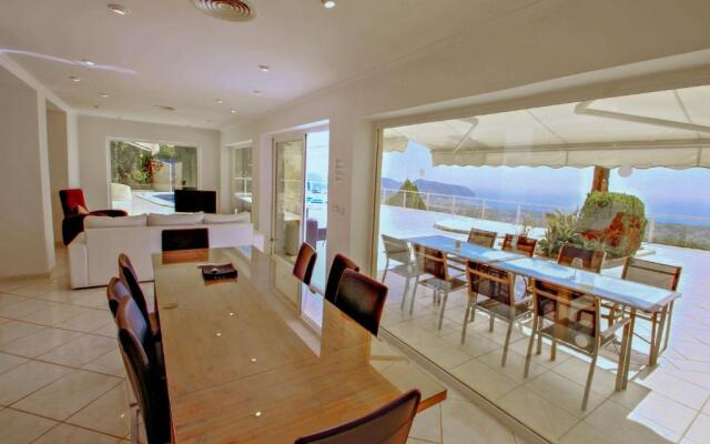 Bellavista - fantastic sea view villa in Moraira