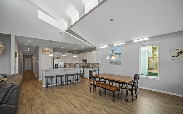 La Sirena - Overlooking Nature Preserve