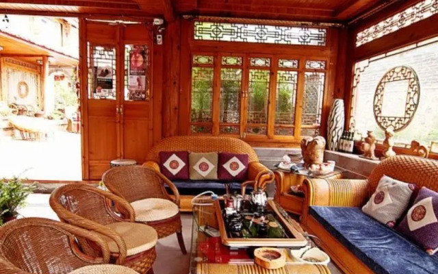 Lijiang Shu He Lianxinju Inn