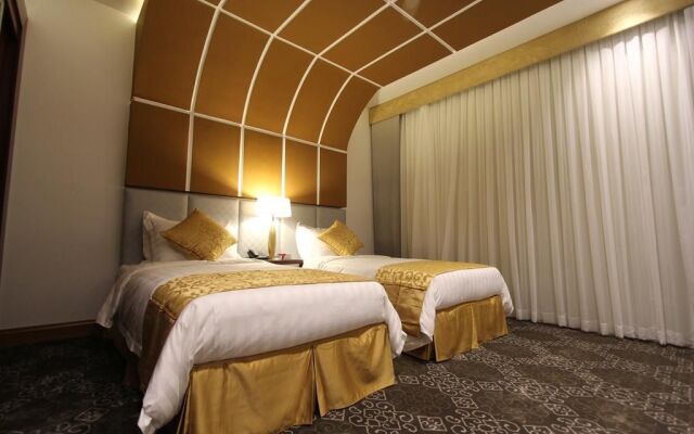 X Platinum Hotel