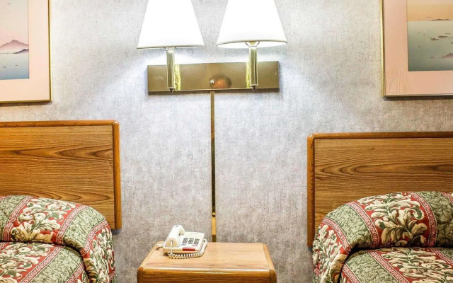 Rodeway Inn Moosic - Scranton