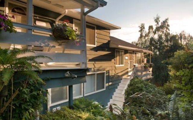 Chambered Nautilus Bed and Breakfast Inn