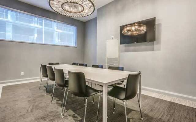 Execstay - Luxury Yorkville Suites