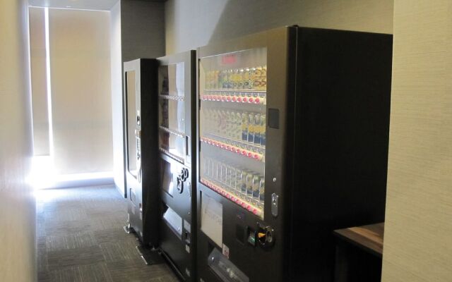 Bizcourt Cabin Susukino - Caters to Men