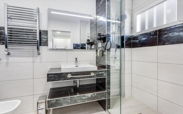 1ST Line Beach apartement in center of Marbella.