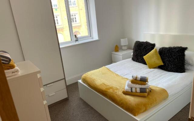 Best Priced Apartment In Hull 3