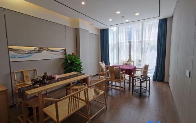 Deyefeng Boutique Hotel (Shenzhen Bao'an Lingzhi Subway Station)