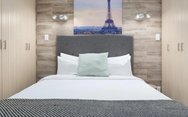 Montclair Apartments