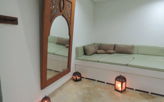 Suites hotel les charmilles & spa