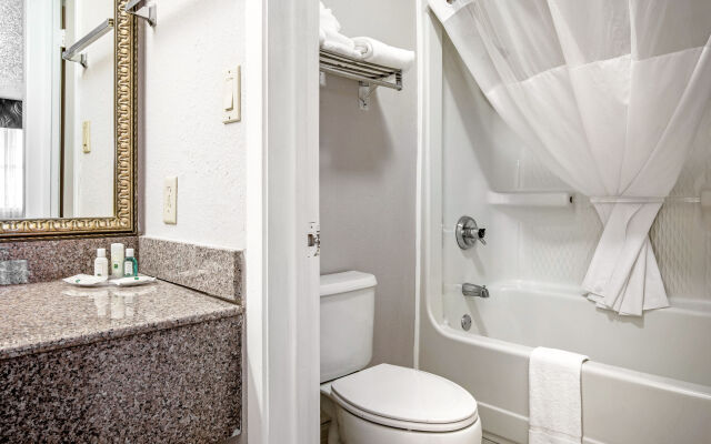 Sleep Inn & Suites Highway 290/NW Freeway