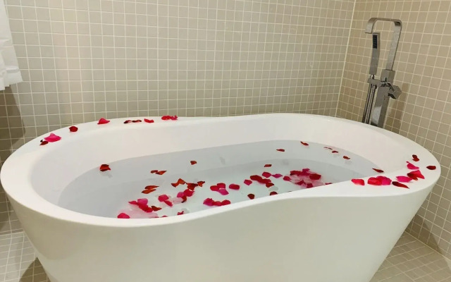 Shirahama Beach Garden