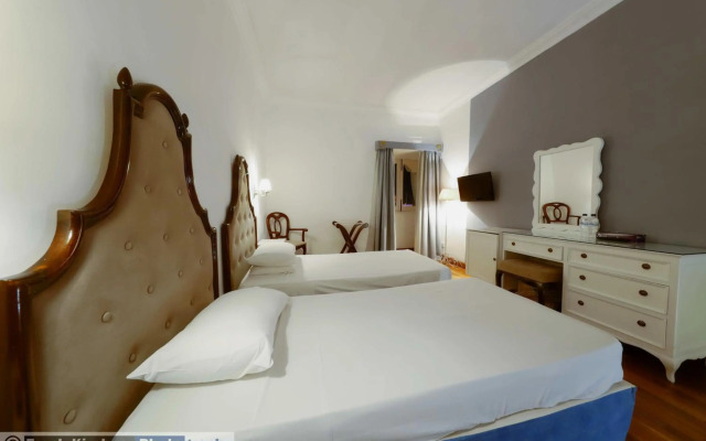 Hotel Castille