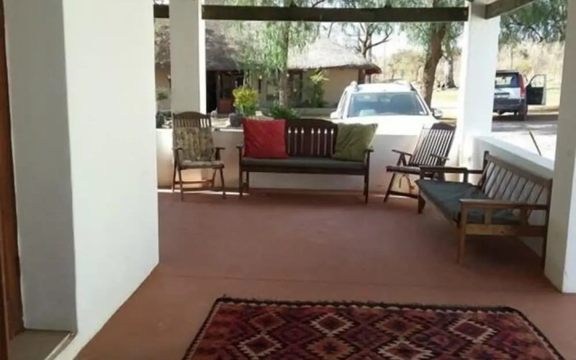 Thandile Country Lodge