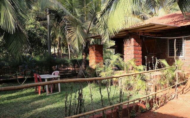 Darya sarang resort & Beer shopee