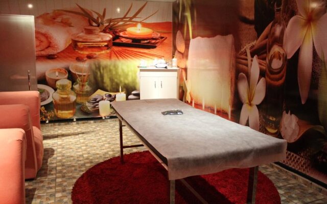 My Home Gold Hotel Suites