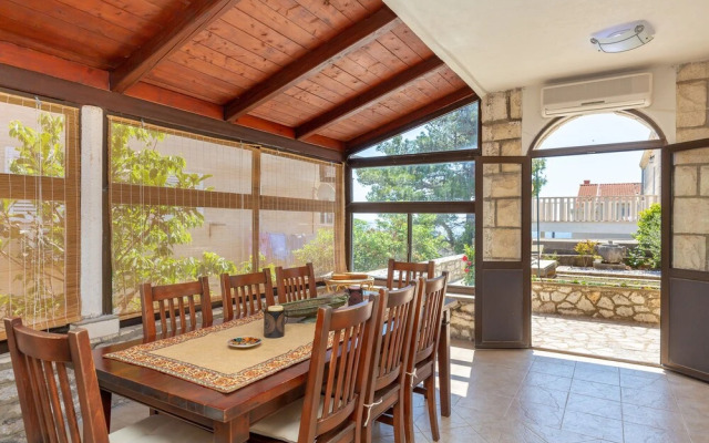 Sky Breeze Apartment