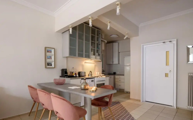 Acropolis Exclusive Studio