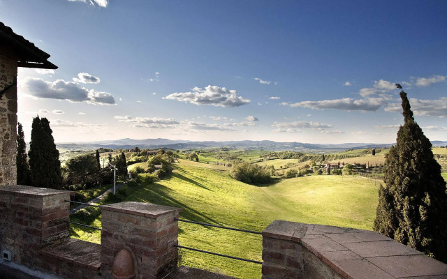 Castel Porrona Relais & Spa