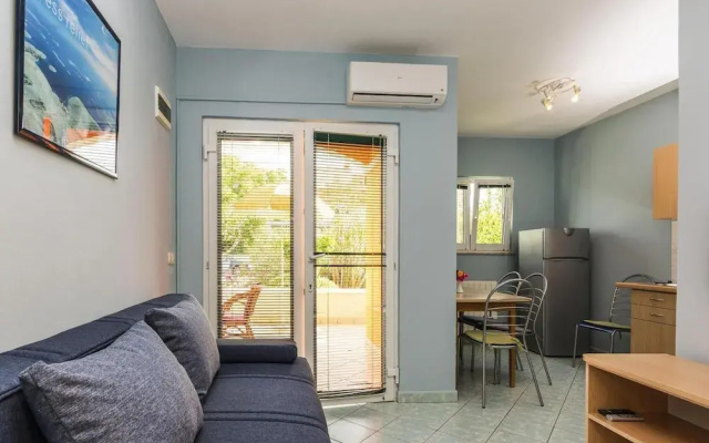 Apartment in Nin Near Beach & Pool