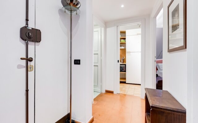 Apartment in Campo de Fiori with Netflix