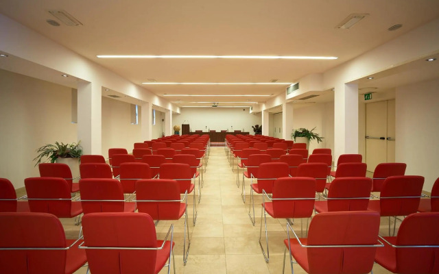 Delfina Palace Hotel