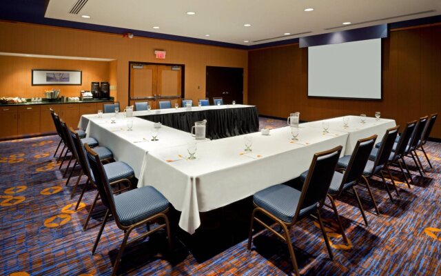 Courtyard by Marriott Toronto Markham