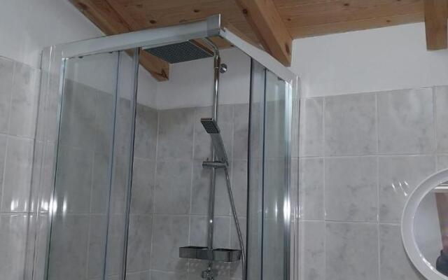 Lovely Studio in Strinilas With its own Pool