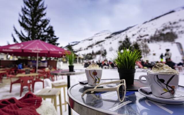 Hôtel Les 2 Alpes L'Orée Des Pistes