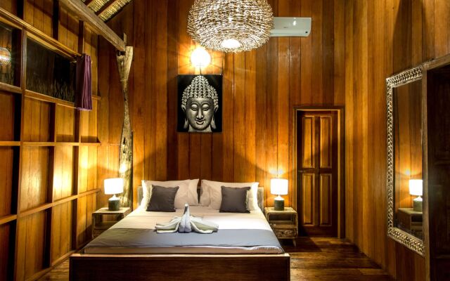 Gili Treehouses