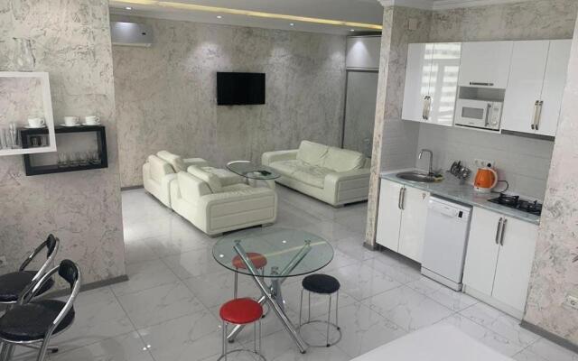 PIROSMANI APARTMENTS 18d