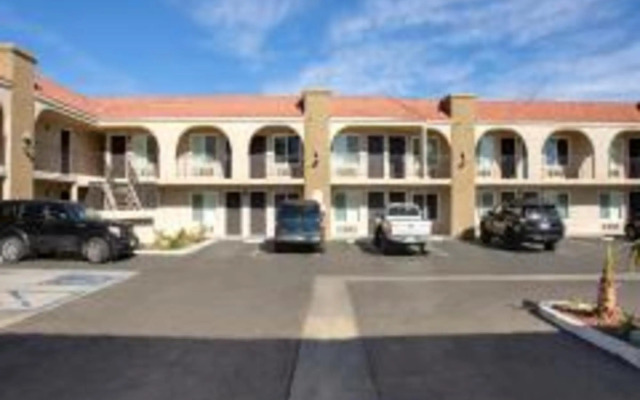 Oyo Hotel Palmdale Antelope V