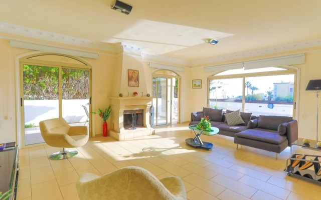 Villa Sapfo in Protaras