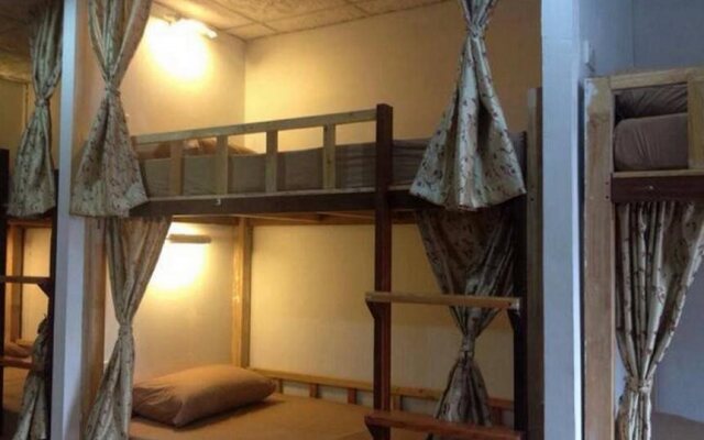 Rest Inn Dormitory Guesthouse
