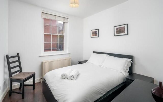 OYO Home 109 Old Nichol Street