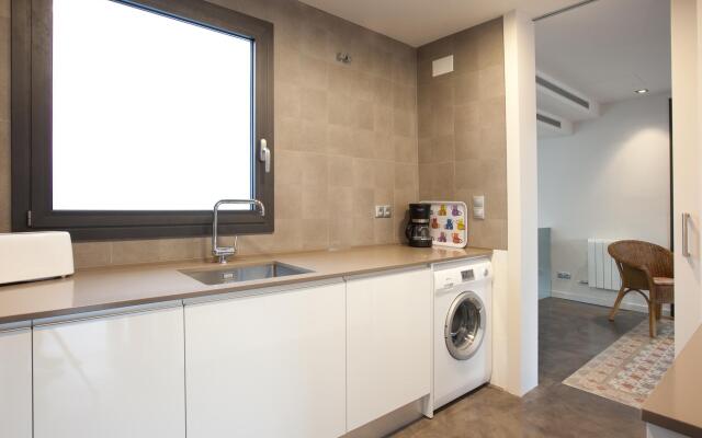 GAUDIR LUXURY · Luxury Apt with Terrace near Pg Gracia