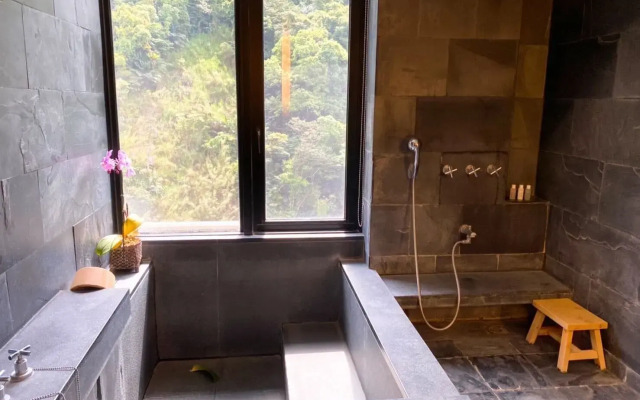 Volando Urai Spring Spa and Resort