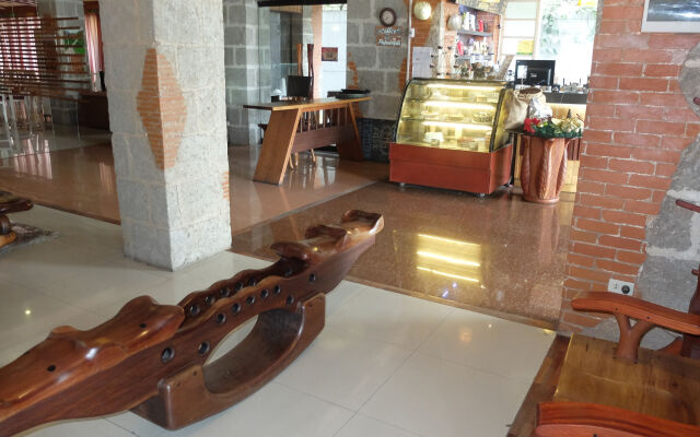 Imerex Plaza Hotel
