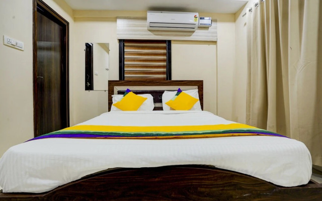 Itsy By Treebo - RR Towers By CJ